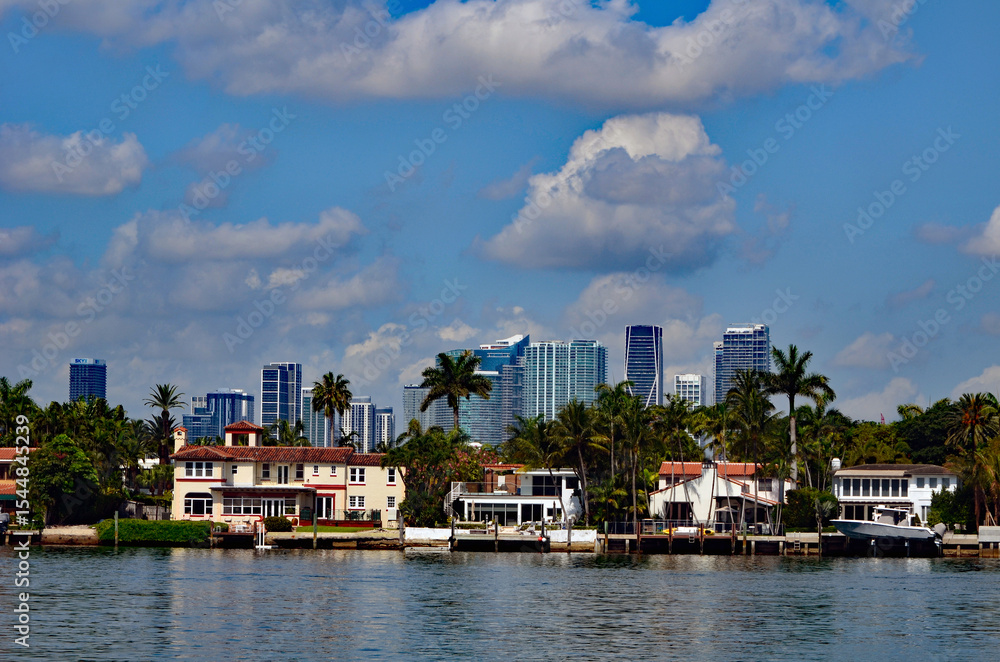 Fototapeta premium Dilido Island real-estate ,Miami Beach