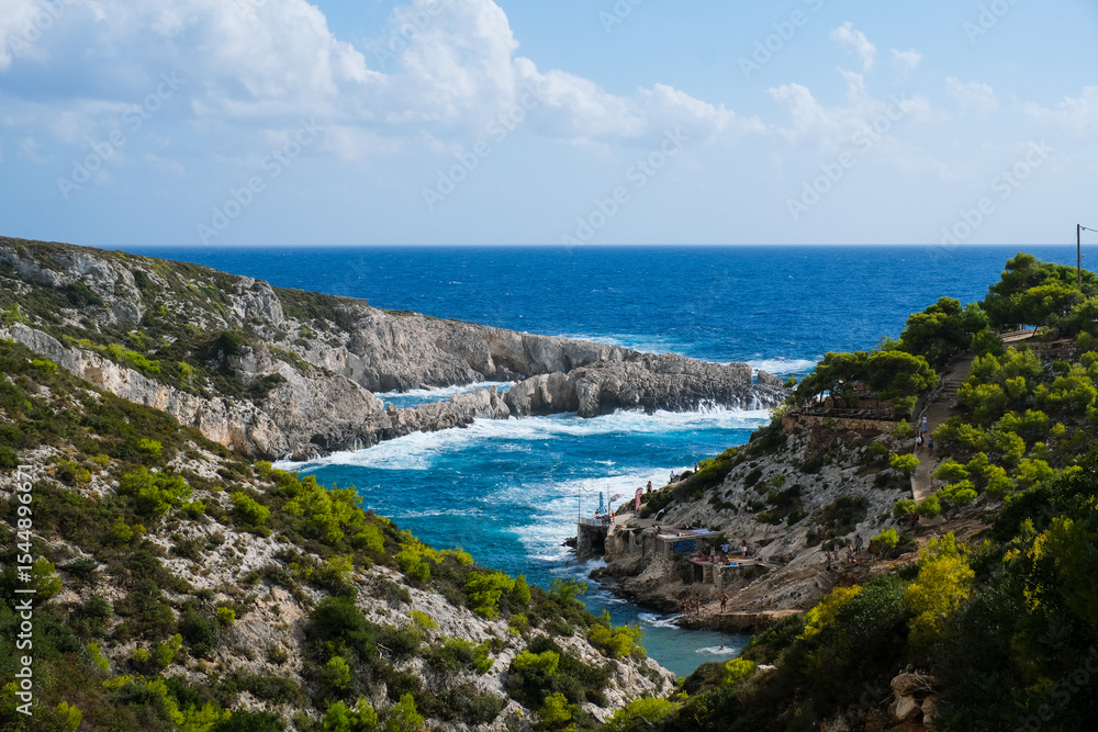Obraz premium View of the coast of the ocean