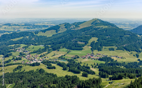 Jungholz von oben mit Reutter Wanne im Hintergrund