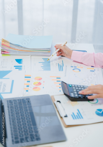 Financial Analysis with Charts and Calculator
