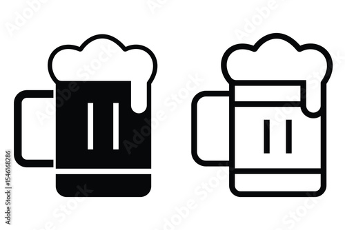 Beer mug icon, Beer mug back and white. Classic frothy beer glass symbol for bar, pub. Beer mug icon isolated flat vector illustration. 