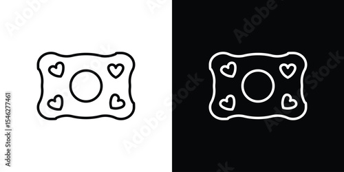 Baby orthopedic pillow icon in black. flat graphic vector icon