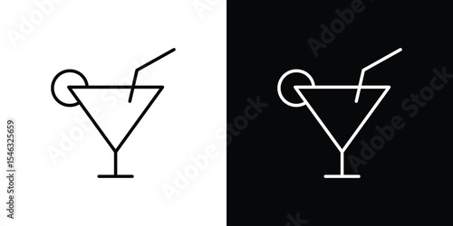 Cocktail icon in black. flat graphic vector icon