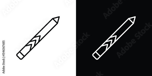 Eyeliner icon in black. flat graphic vector icon