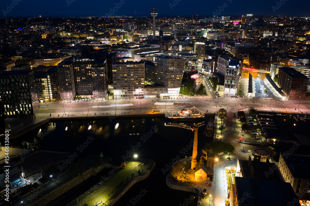 Fototapeta premium Aerial image of the Liverpool city skyline at night 