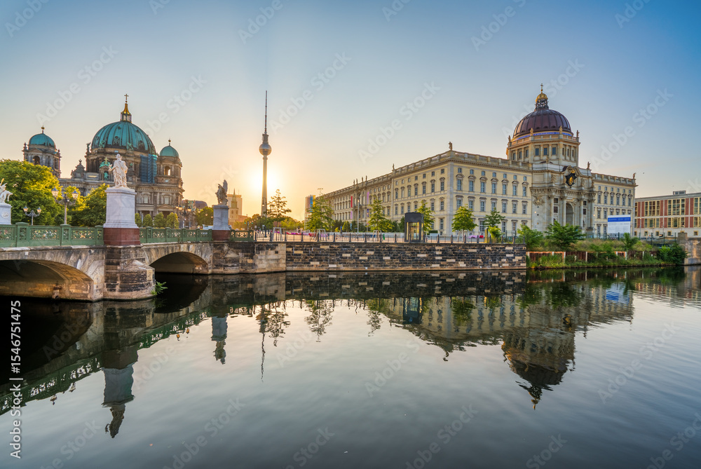 Fototapeta premium Dome of the Humboldt Forum and Berlin cathedral at sunrise. Germany
