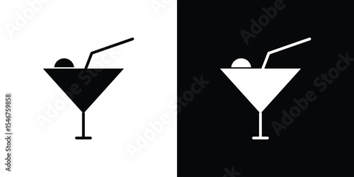 Cocktail icon of a flat style vector