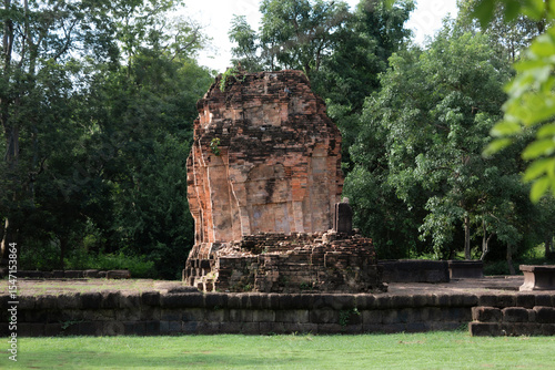 Wallpaper Mural Prasat Ban Phai is located in Ban Prasat, Village No. 6, Tambon Chuepleng, Amphoe Prasat , Surin Province. Torontodigital.ca