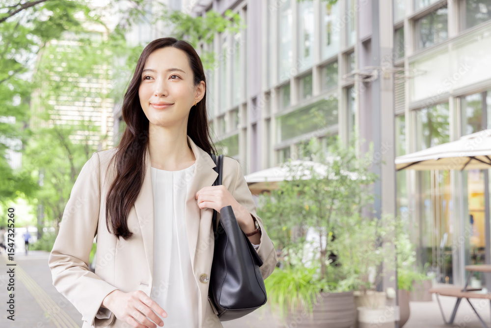 働く女性 働く女性