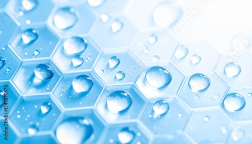 潤いと透明感：ハニカム構造上の水滴Generated image