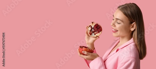 Happy young woman with pome...