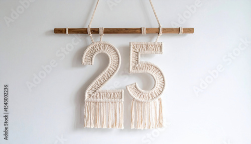 Chiffre 25 en macramé 2