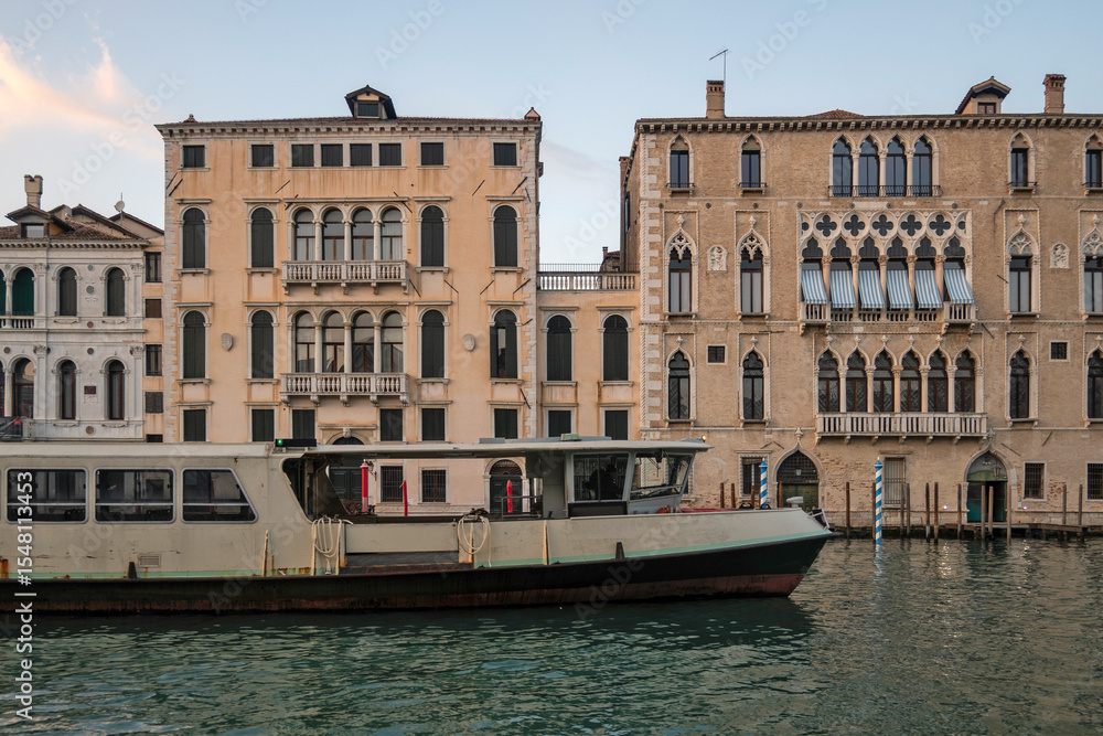custom made wallpaper toronto digitalThe Old Town of city of Venice, Italy