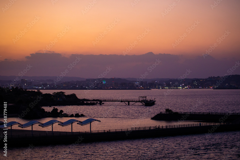 Obraz premium Sunset at Sakurajima, Kagoshima Prefecture, Japan