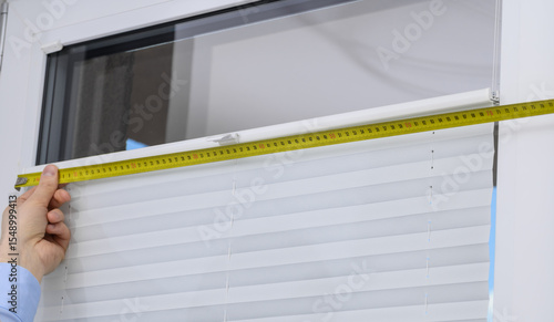 Quadro su tela Pleats to measure, measure the window