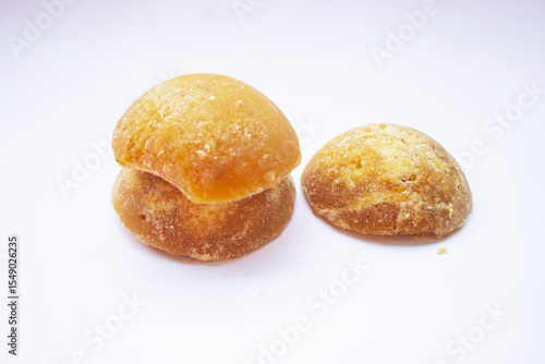 Cuadro en lienzo brown sugar or java sugar or palm sugar or gula jawa isolated on white background