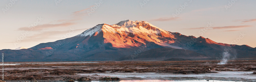 Naklejka premium Lake in Chile