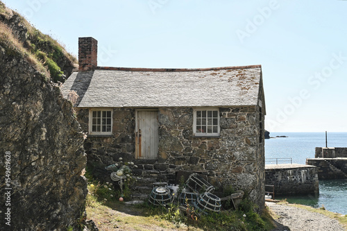 fisherman's cottage by mullion cove harbor