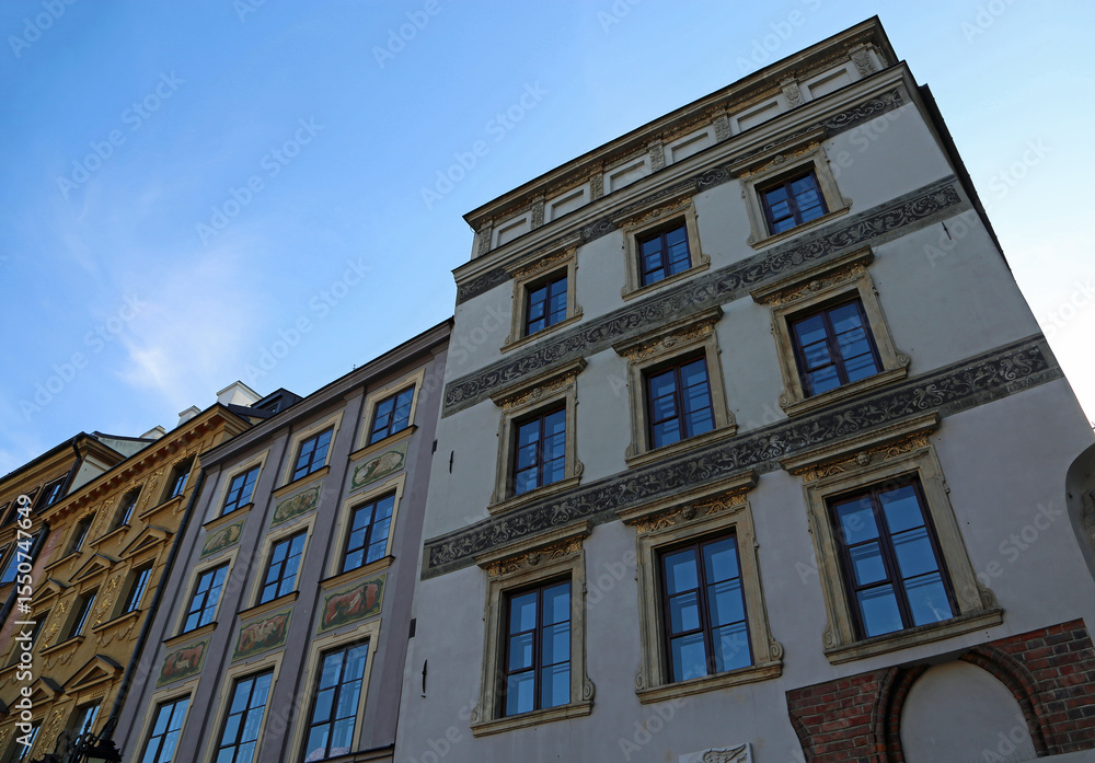 Fototapeta premium St Anna tenement in old market - Old Town Market, Warsaw, Poland