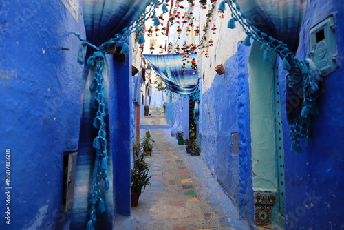 モロッコ　リフ山脈の北麓にあるシャウエン　青の街の風景