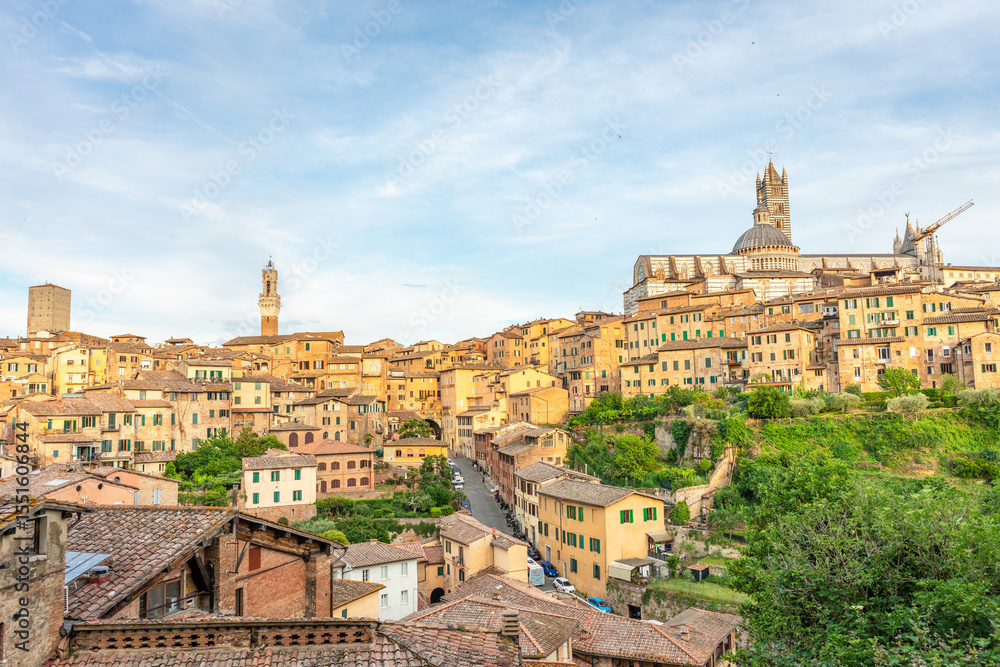 Obraz premium Beautiful city view of Siena, Tuscany, Italy