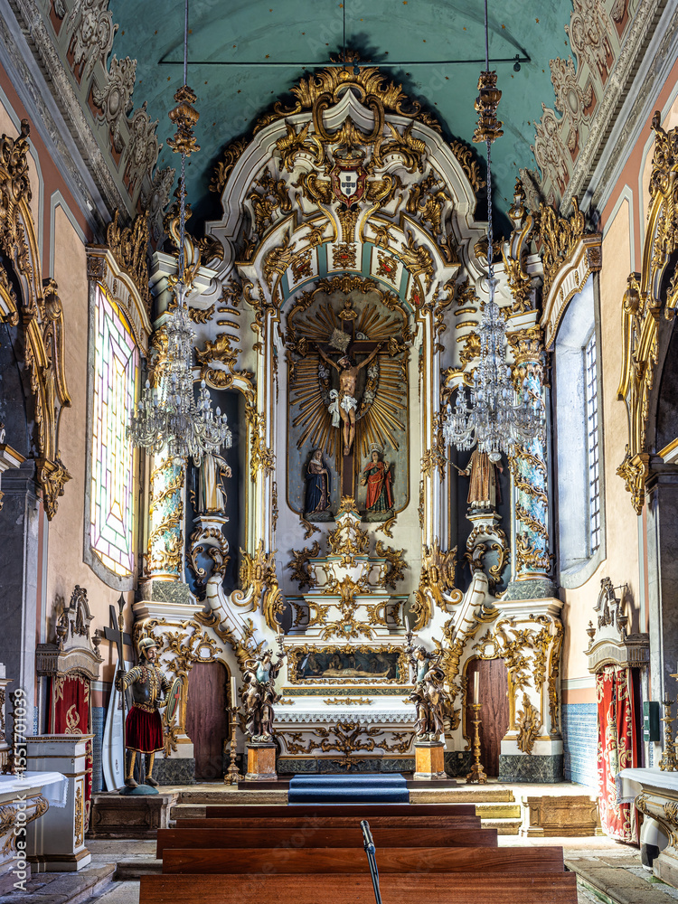 Fototapeta premium The ornate interior of the Se Cathedral of Viana do Castelo in Portugal.