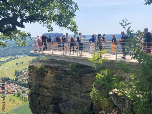 Neue Aussichtsplattform auf der Bastei im Elbsandsteingebirge in der sächsischen Schweiz
