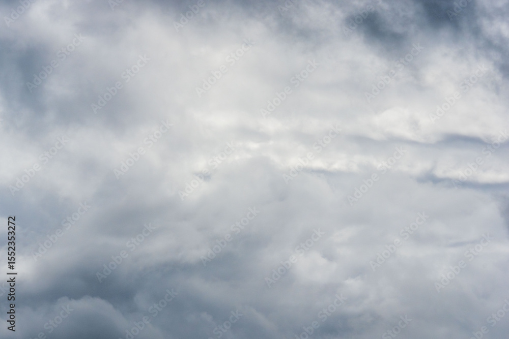 Fototapeta premium 梅雨の空 どんより曇り空03