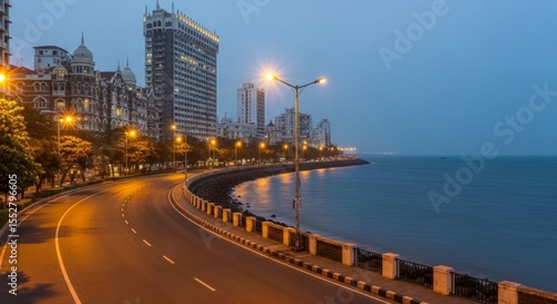 Marine Drive, Mumbai at Dusk: A Coastal Cityscape