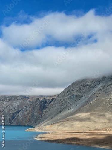 Annapurna circuit by bike himalayas nepal thorong la