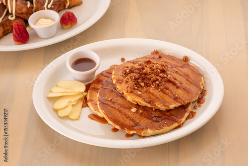 Caramel Pancakes with sauce