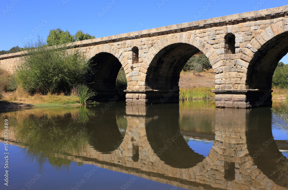 Fototapeta premium Ist Century, Vila Formosa Roman bridge. Built over the Seda River, on the Roman road which linked Lisbon and Merida - the ancient capital of Lusitania. Alter do Chao, Portalegre, Alentejo, Portugal.