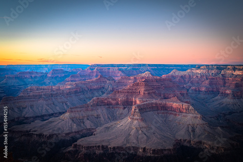 фотографія Hopi Point, panoramic overlook, South Rim, wide canyon view, layered ridges, Gra