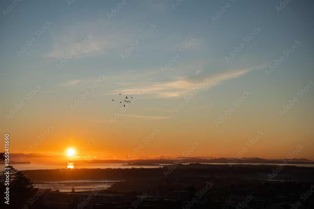 Naklejka premium Mount Eden Sunrise