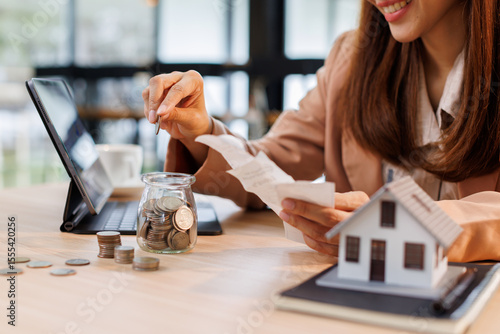 Canvastavla Hand plans home refinance