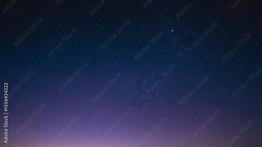 Naklejka premium Night Sky Full of Stars Over a Tranquil Landscape With a Gradient of Purple and Blue Hues Capturing the Beauty of the Universe and Its Celestial Wonders