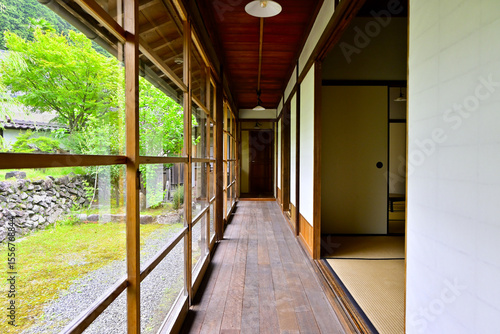 和風建築の縁側