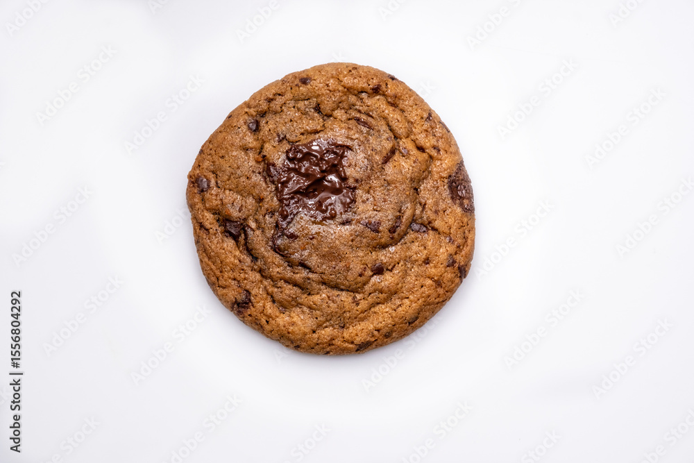 Fototapeta premium Top view of Chocolate chip cookie isolated on white background