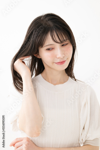 Wallpaper Mural 髪を触る女性 Torontodigital.ca