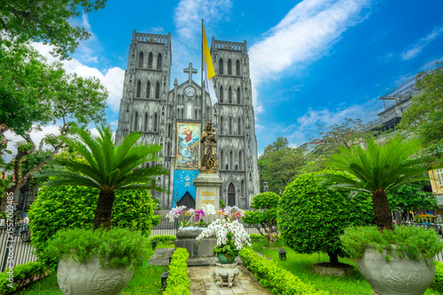 Tableau sur toile St Joseph Cathedral Church in Hanoi Old Quarters Vietnam magnificent structure architecturally majestically built by the French who colonised the Vietnamese