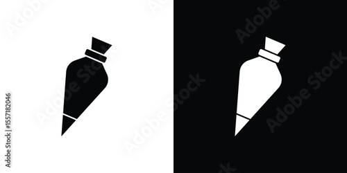 Pastry bag icon. Black Silhouette. Graphic illustration.