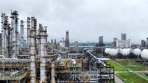 Wallpaper Mural Ethylene chemical plant Torontodigital.ca