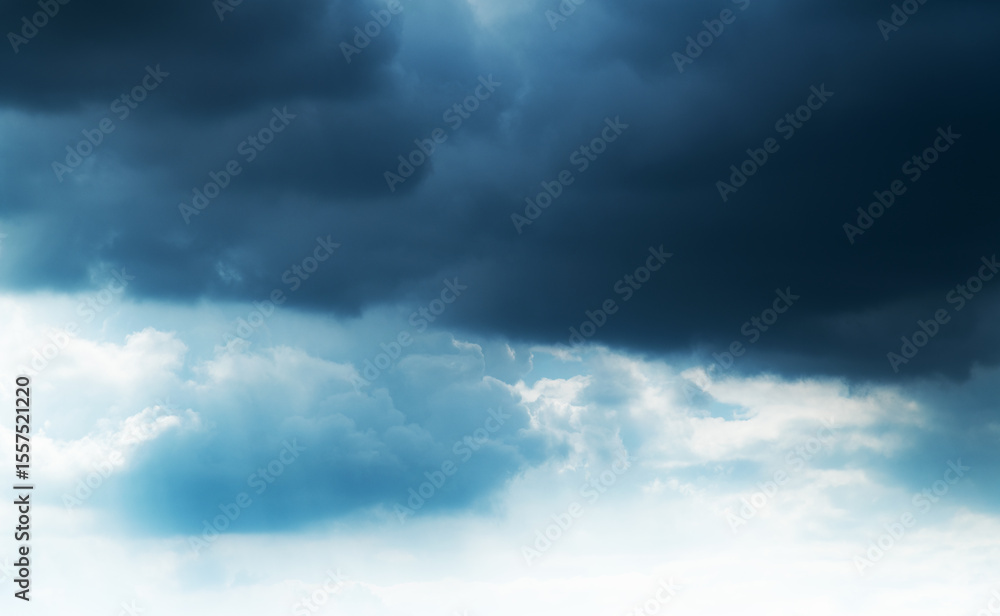 Obraz premium Dark storm clouds in the sky