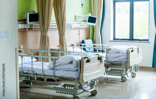 Εκτύπωση καμβά Modern hospital ward with two beds