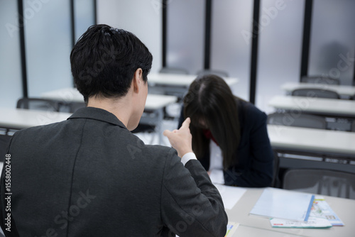 Schilderij op canvas Poor students who are reprimanded and scolded because their grades don't go up fast enough