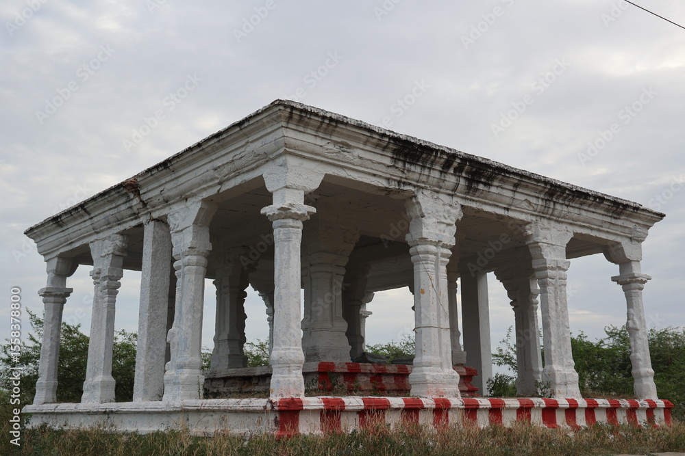 Fototapeta premium Ancient Pilgrims resting, resting place,sathiram,Mandapam, rameshwaram, ramanathapuram, madurai, tamilnadu, India, asia 