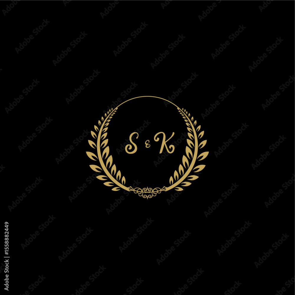 Fototapeta premium SK beautiful feminine and elegant wedding monogram initial logo with circle floral gold