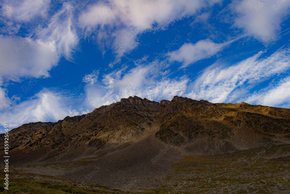 Cielo y montaña Cielo y montaña