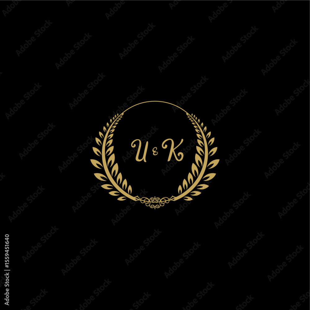 Fototapeta premium UK beautiful feminine and elegant wedding monogram initial logo with circle floral gold