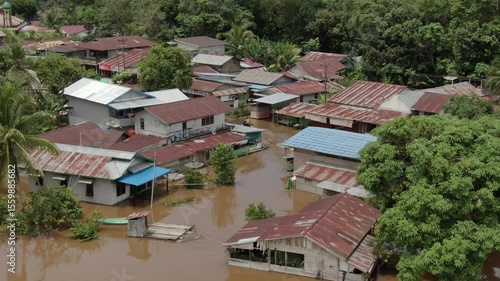 Wallpaper Mural Drone Footage Kapuas River Flooding Sanggau, West Kalimantan, Indonesia 2021 Torontodigital.ca